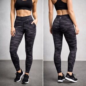 Athleta Elation Camo 7/8 Tight Leggings‎ Black Grey Camouflage High Rise Small